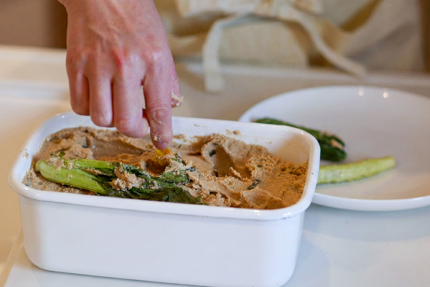 ホーロー容器とぬか漬け