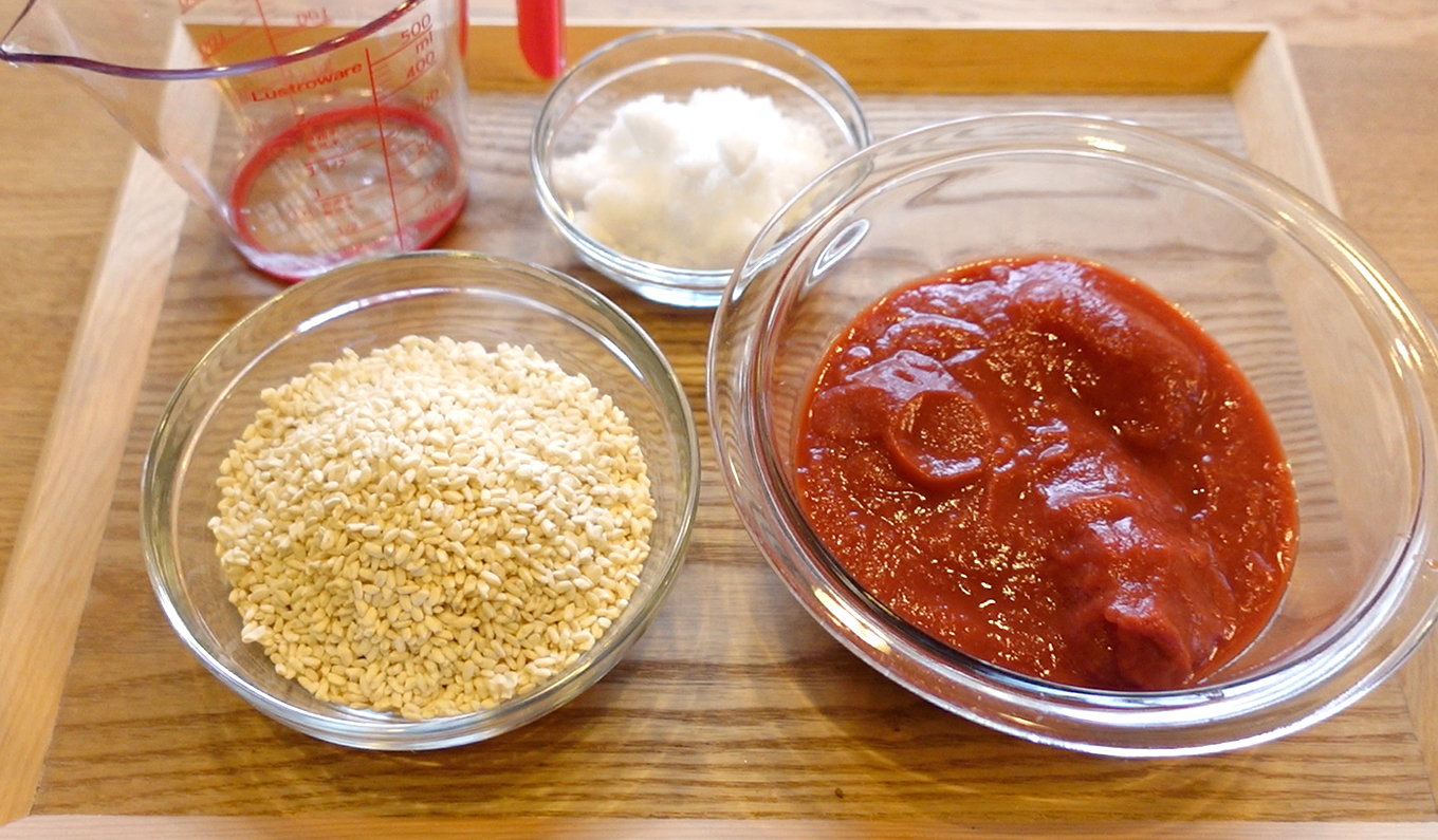 トマト麹の材料