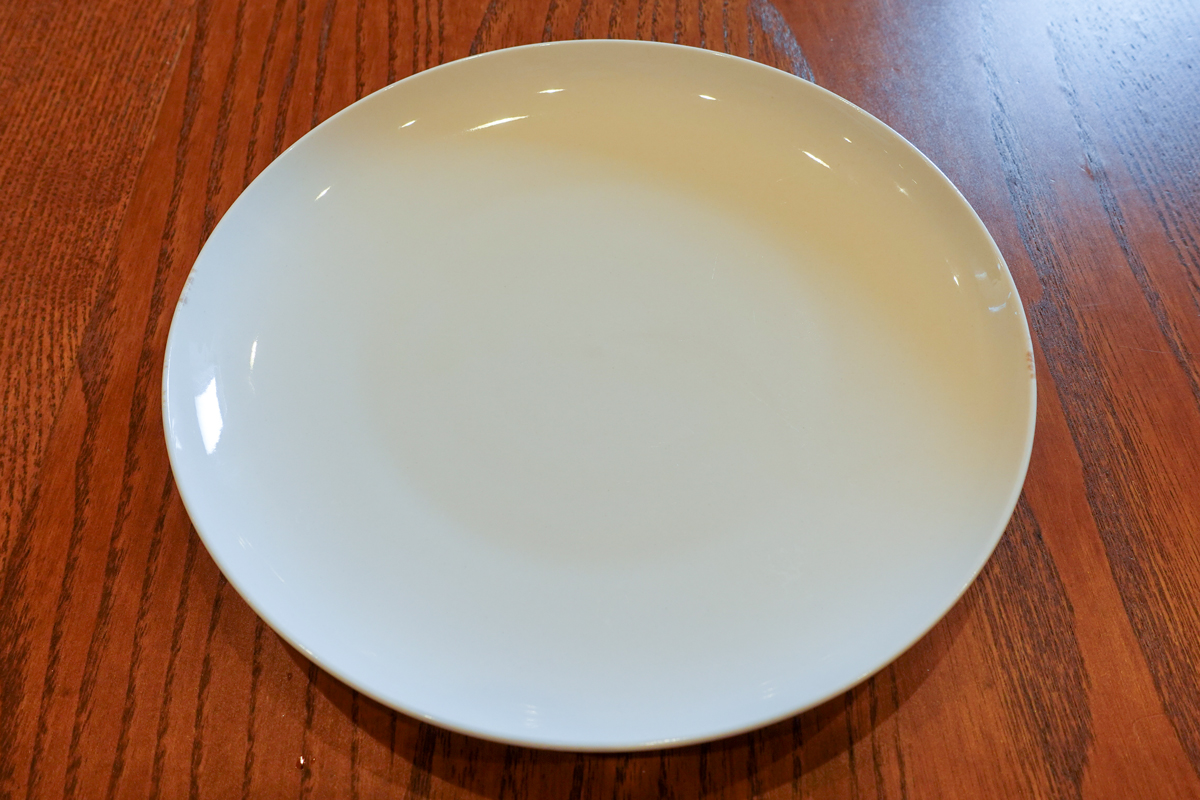 味噌作りに使う平らな皿