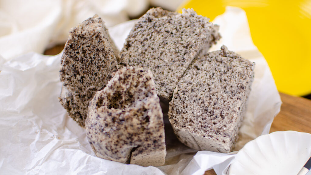 甘酒で黒ゴマ蒸しパン | 発酵食大学｜発酵食エキスパート資格取得