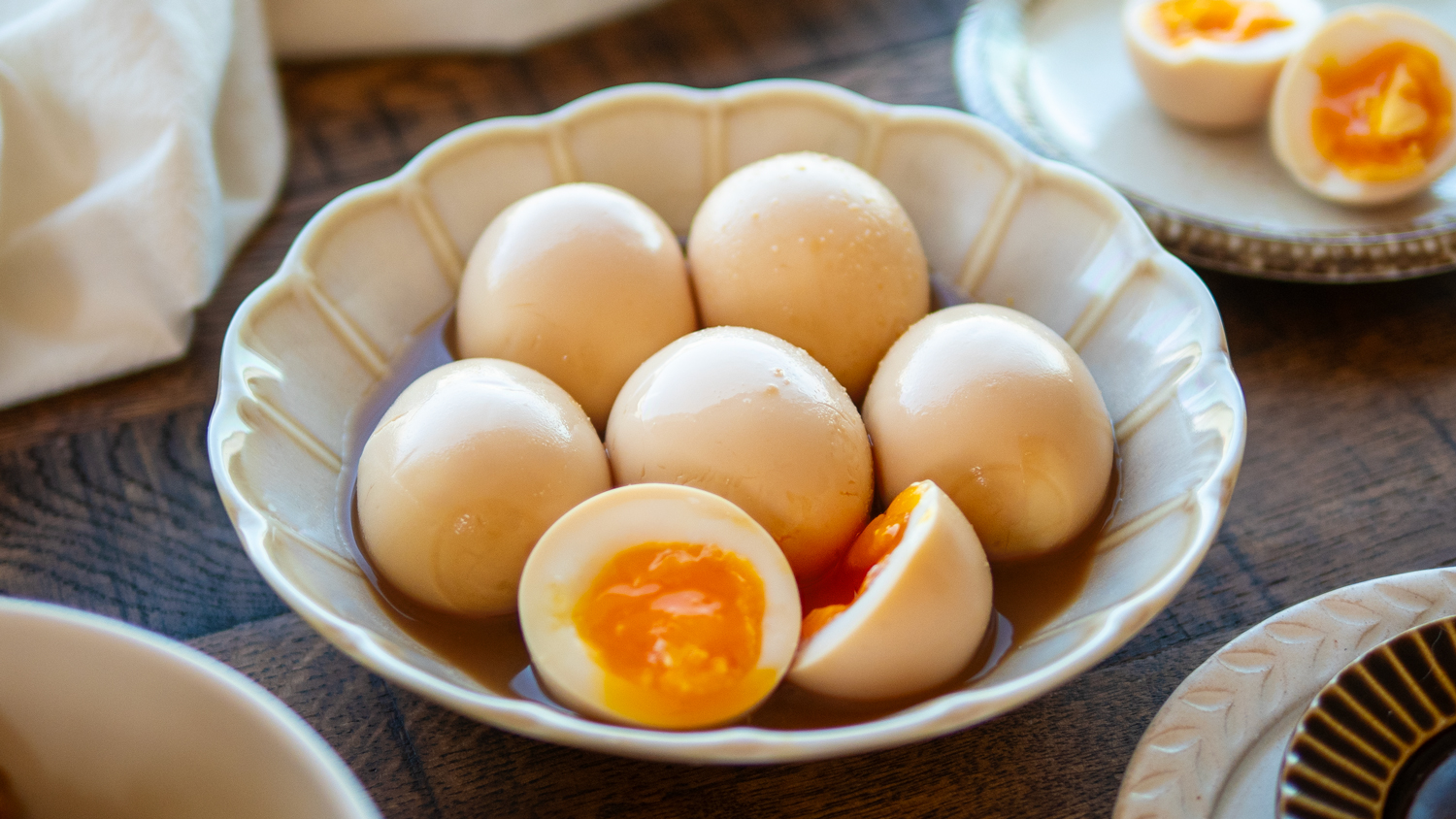 半熟ゆで卵の味噌漬け煮卵