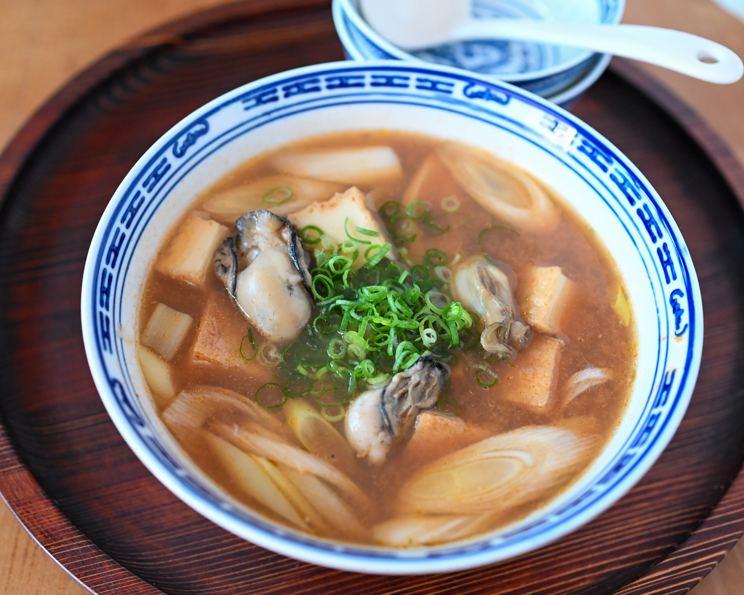 牡蠣と厚揚げのチゲ風スープ